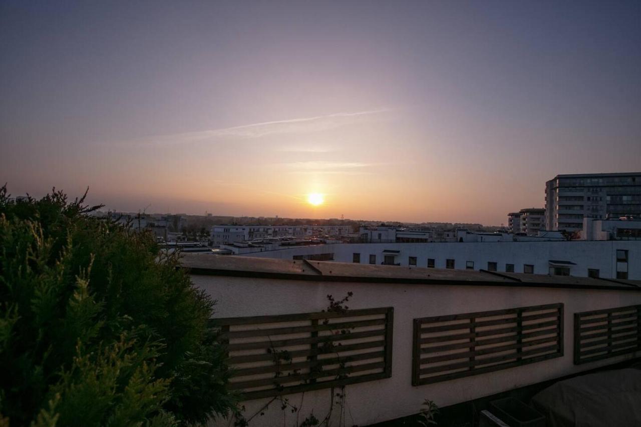 Dwupoziomowy, Rodzinny Apartament. Ochrona, Garaz. Warsaw Luaran gambar